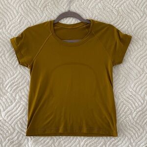 Lululemon Swiftly Tech Short Sleeve